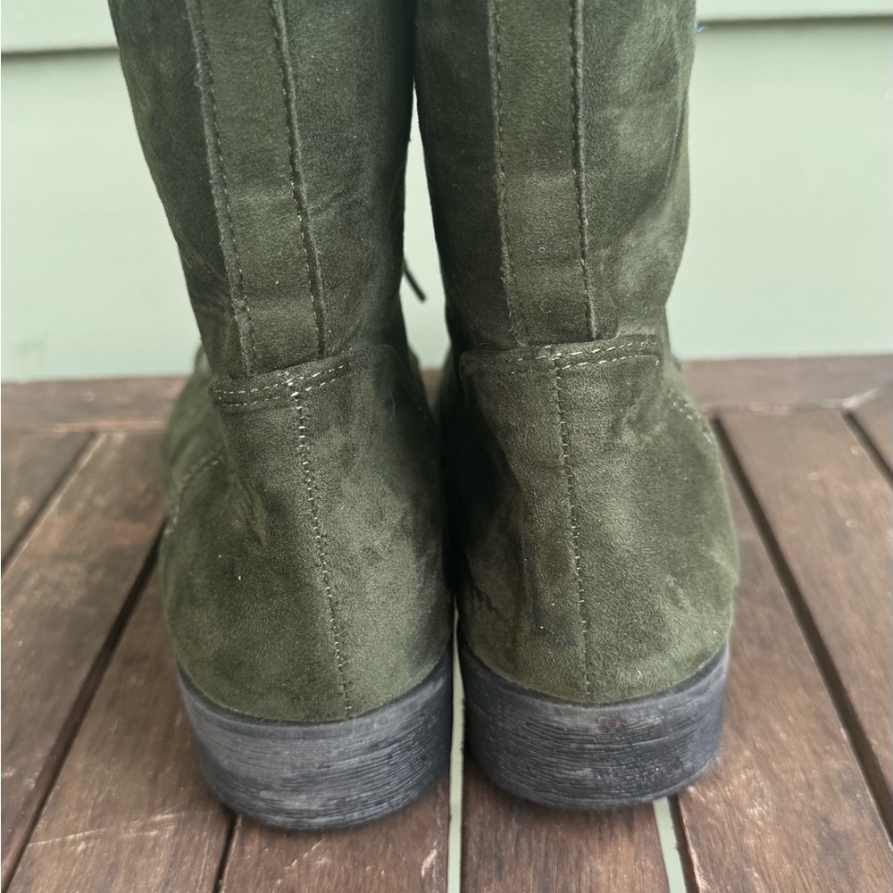 Green Lace-Up Boots - Picture 3 of 8